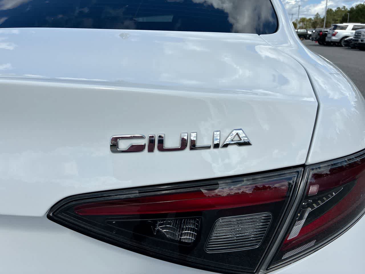 Used 2024 Alfa Romeo Giulia Ti w/ Active Assist Plus Package RWD image 31