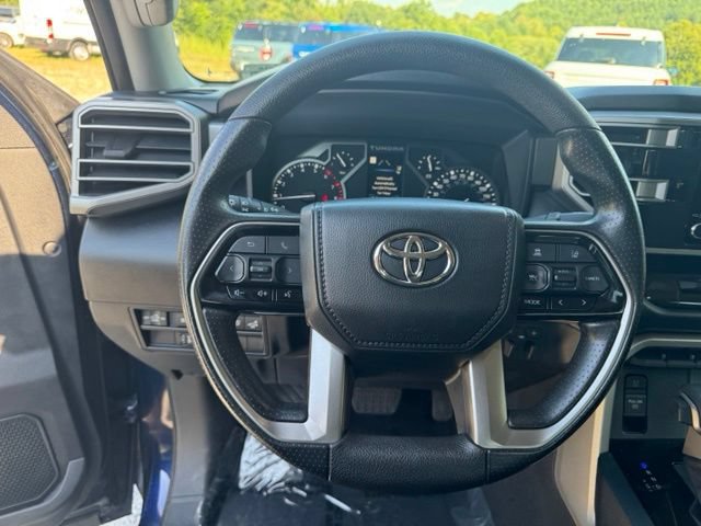 Used 2022 Toyota Tundra SR5 w/ SR5 Convenience Package AWD/4WD image 19