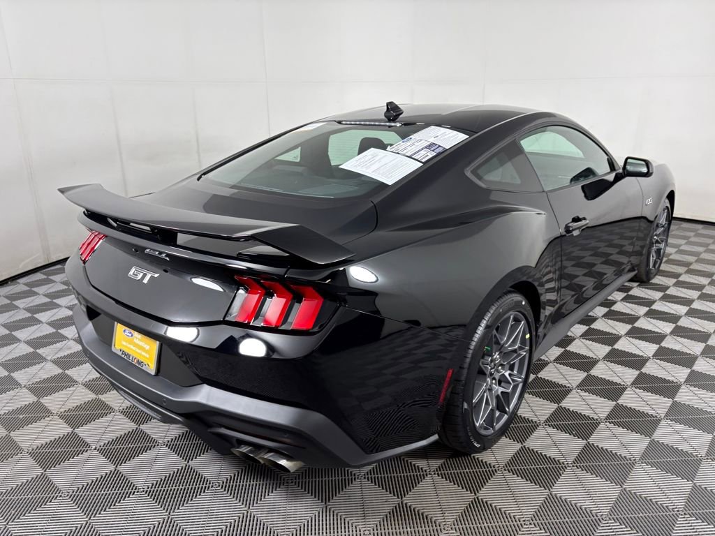 Used 2026 Ford Mustang GT w/ GT Performance Package image 7
