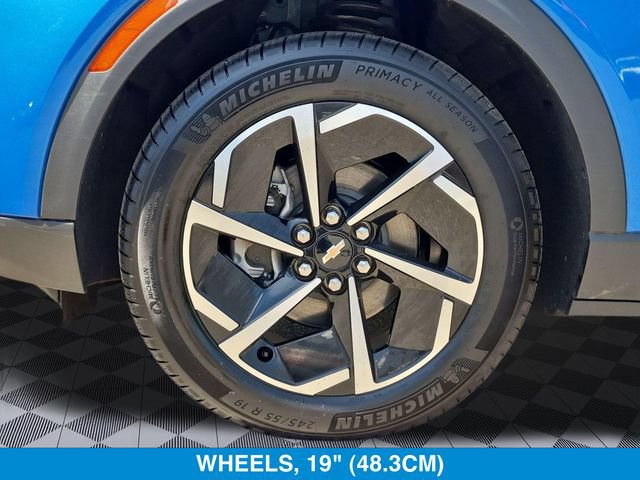 Used 2025 Chevrolet Equinox EV LT FWD image 9