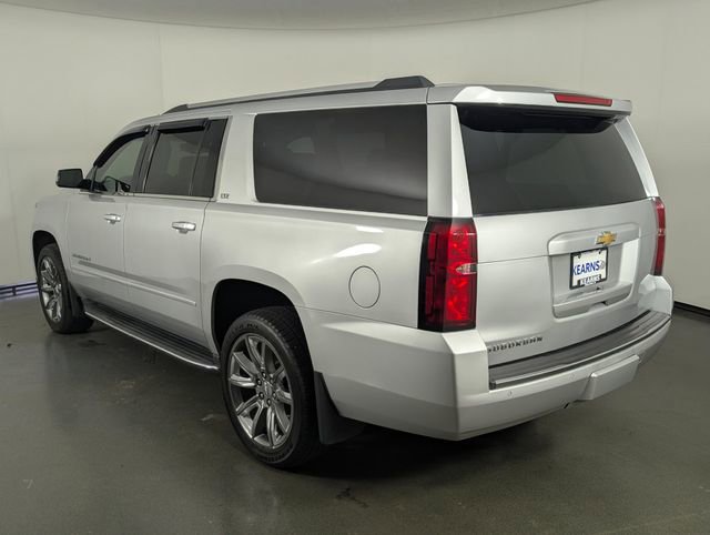 Used 2016 Chevrolet Suburban LTZ image 6