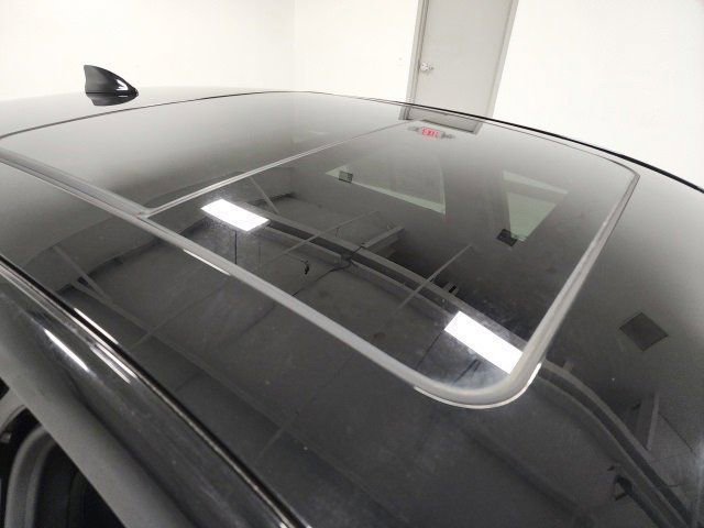 Used 2023 Chevrolet Malibu LT image 15