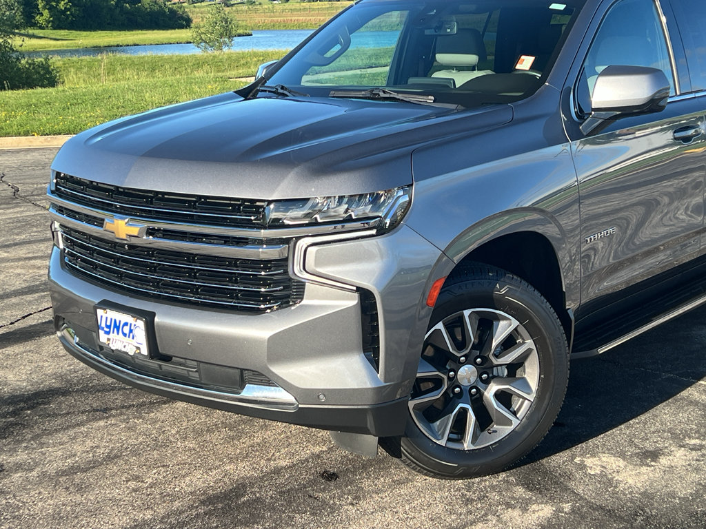 Used 2022 Chevrolet Tahoe LT w/ Luxury Package AWD/4WD image 8