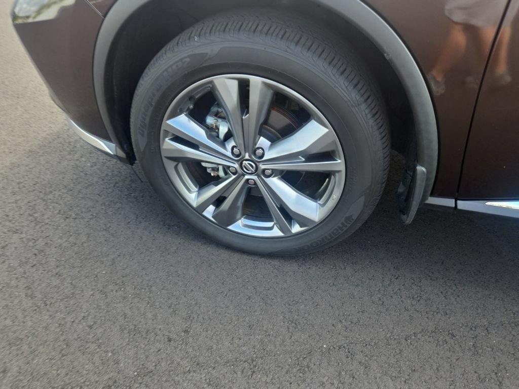 Used 2020 Nissan Murano Platinum w/ Cargo Package FWD image 27