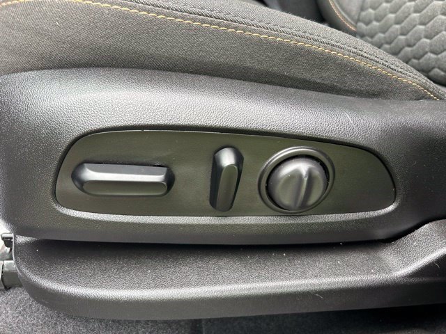 Used 2020 Chevrolet Equinox LT AWD/4WD image 14