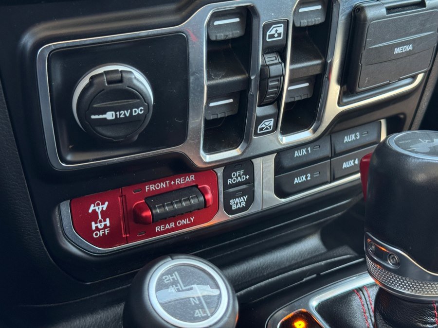 Used 2022 Jeep Wrangler Unlimited Rubicon w/ LED Lighting Group image 67