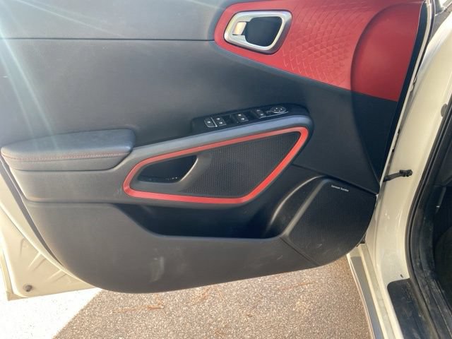 Used 2023 Kia Soul GT-Line w/ GT-Line Technology Package FWD image 24