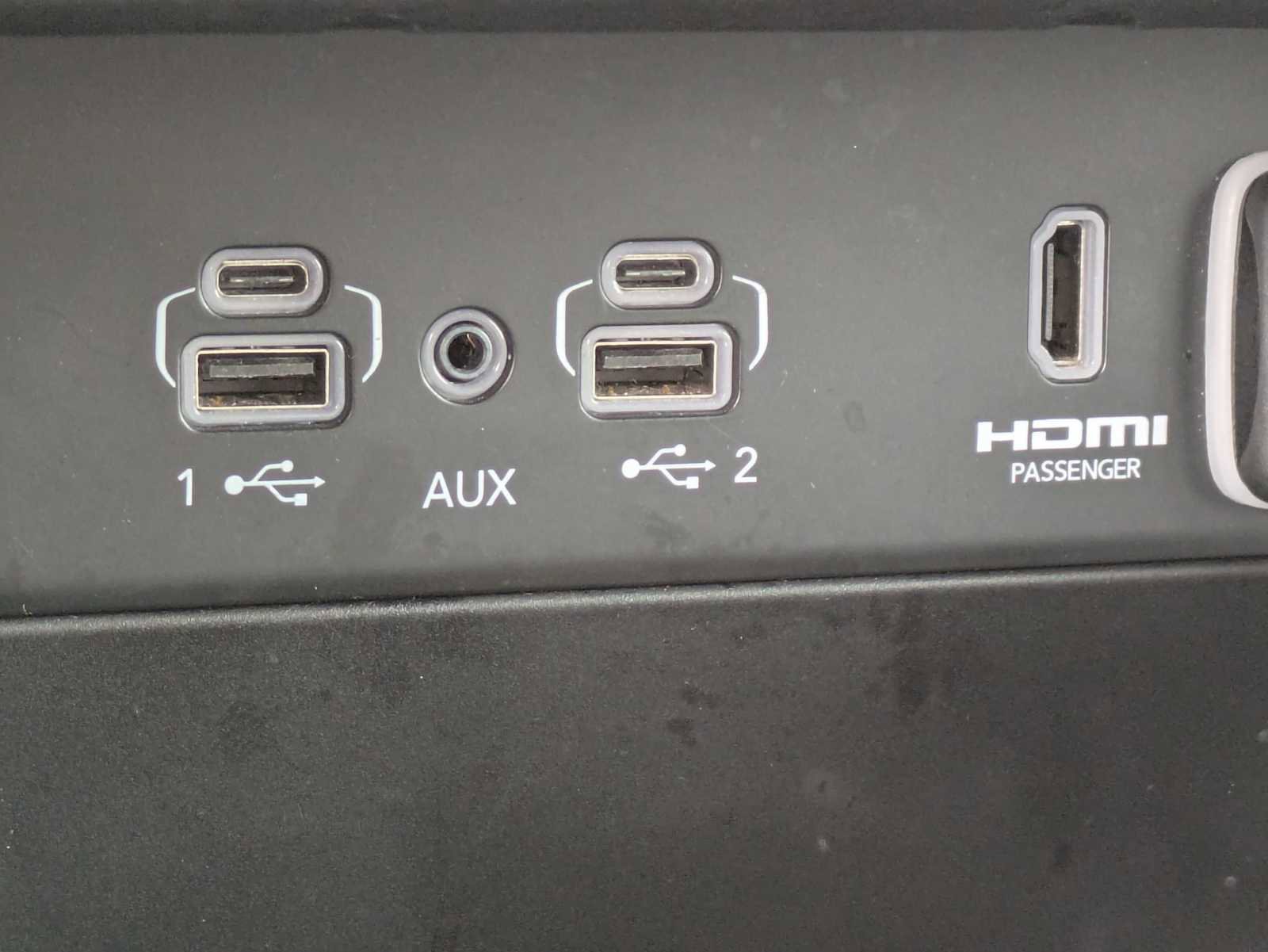 Used 2024 Jeep Grand Cherokee Limited 4xe image 32