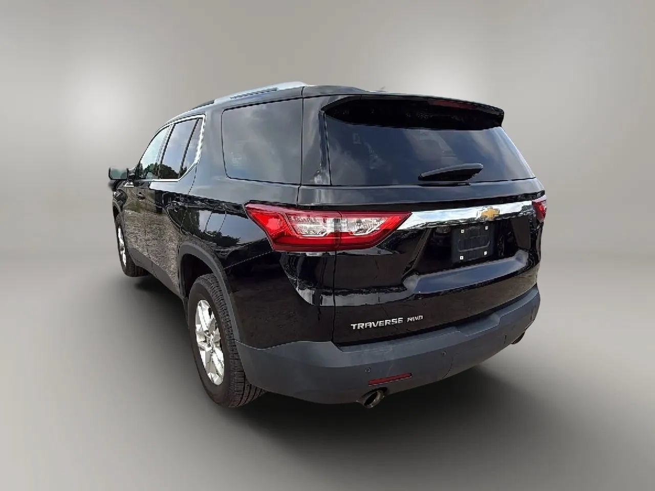 Used 2018 Chevrolet Traverse LT AWD/4WD image 3