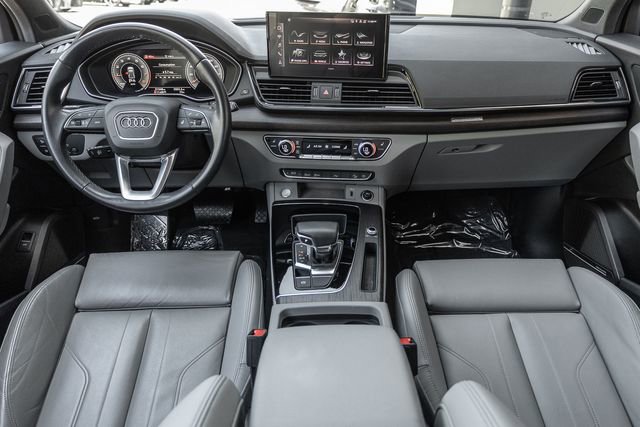 Used 2023 Audi Q5 2.0T Premium Plus w/ Premium Plus Package AWD/4WD image 8