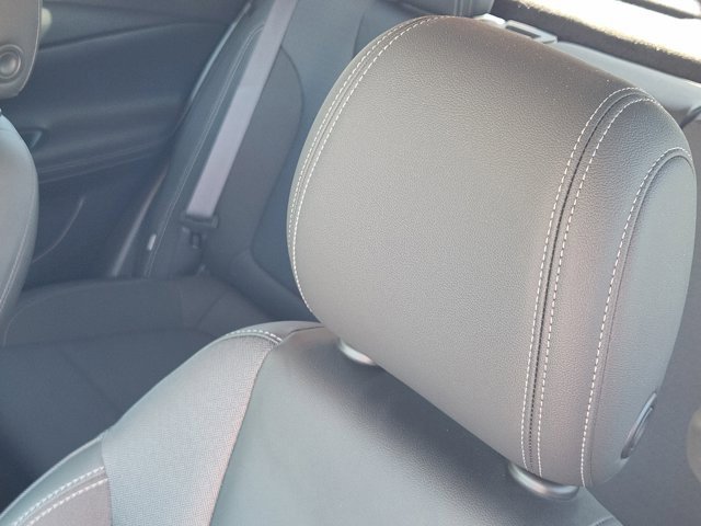 Used 2023 Buick Encore GX Select w/ Sport Touring Package image 14