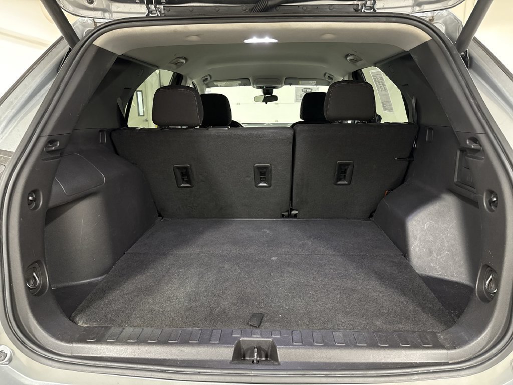 Used 2024 Chevrolet Equinox LT AWD/4WD image 23