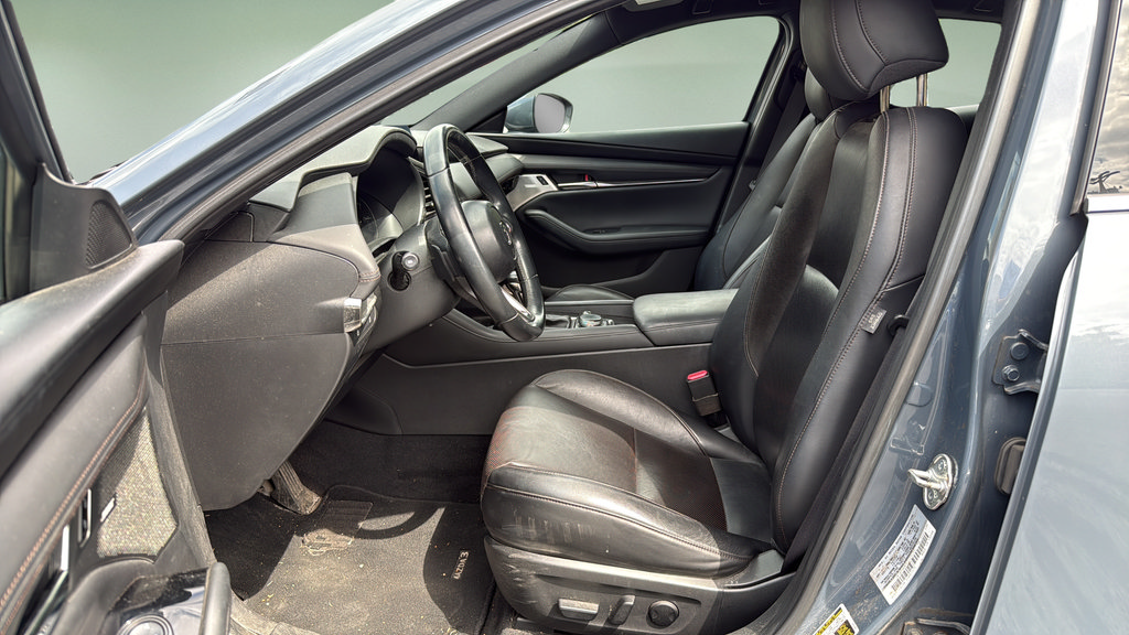 Used 2019 MAZDA MAZDA3 AWD Hatchback w/ Premium Pkg image 11