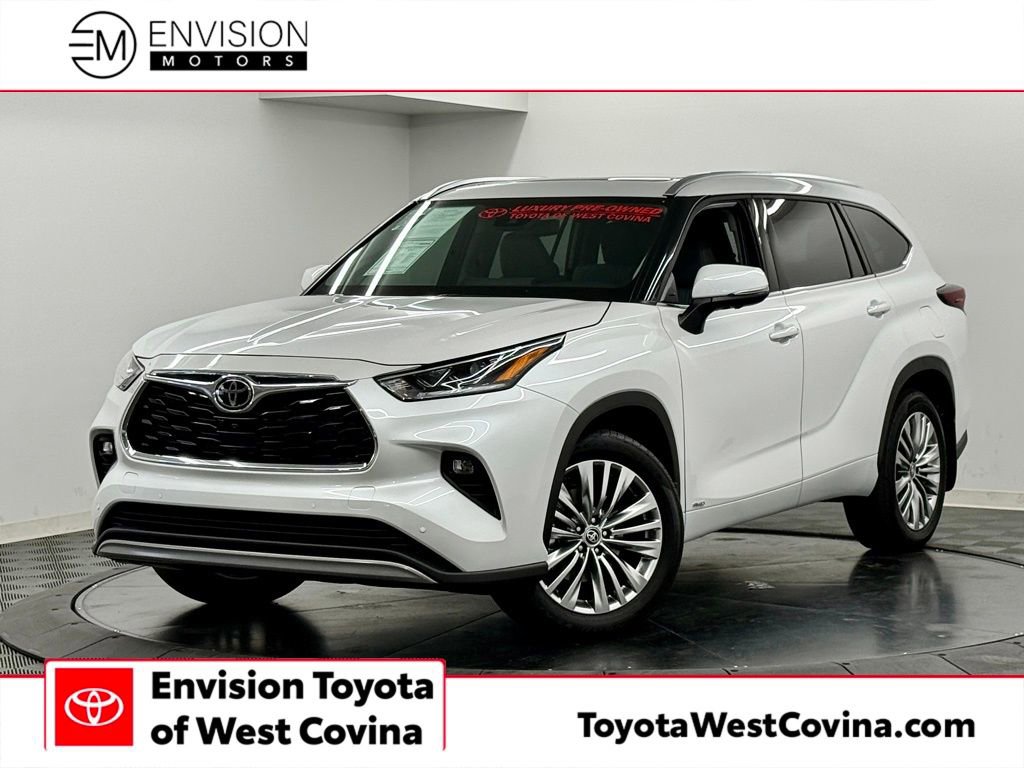 Used 2026 Toyota Highlander Platinum AWD/4WD image 1