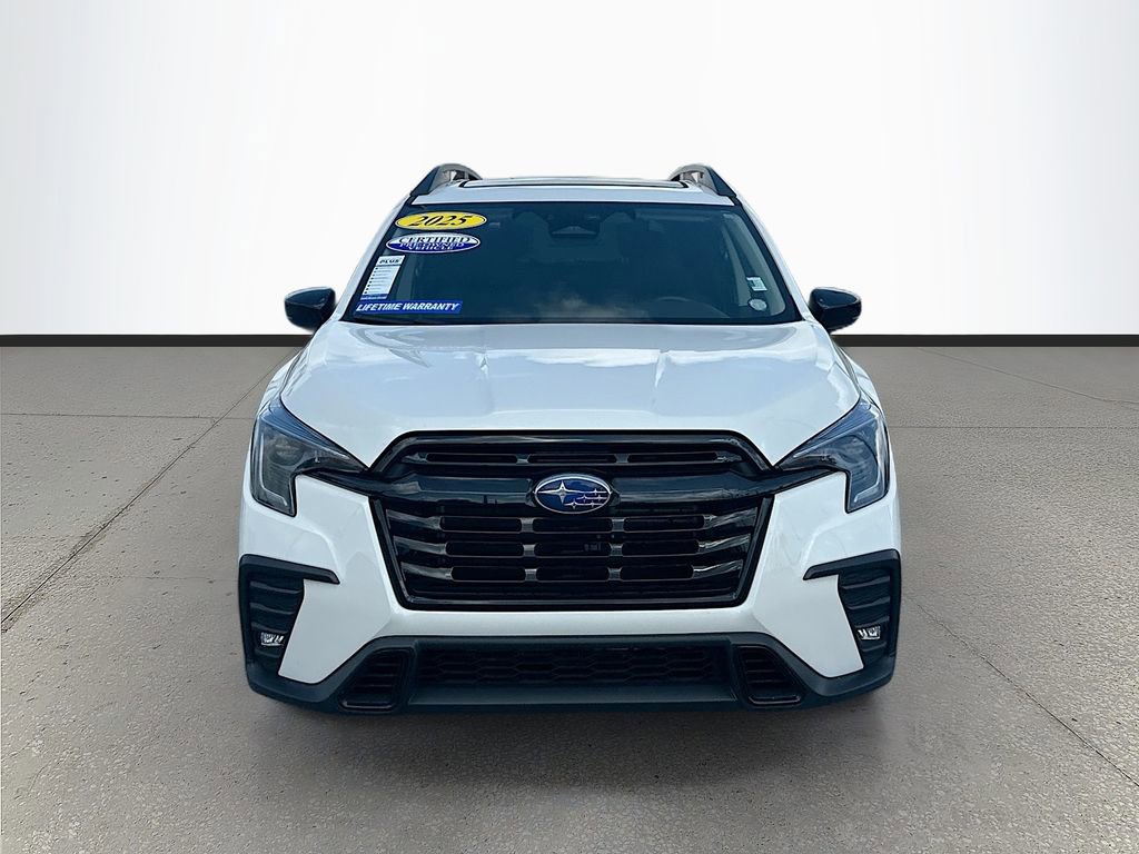Certified 2025 Subaru Ascent Onyx Edition w/ Onyx Package AWD/4WD image 2