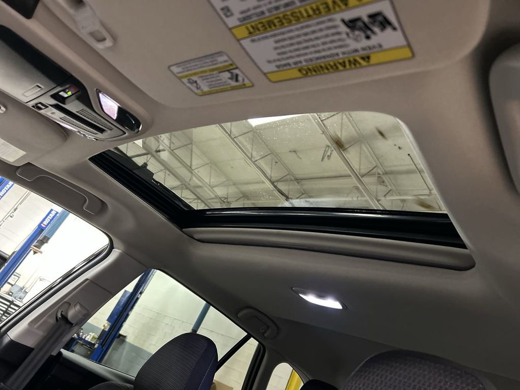 Certified 2025 Subaru Outback Premium image 24