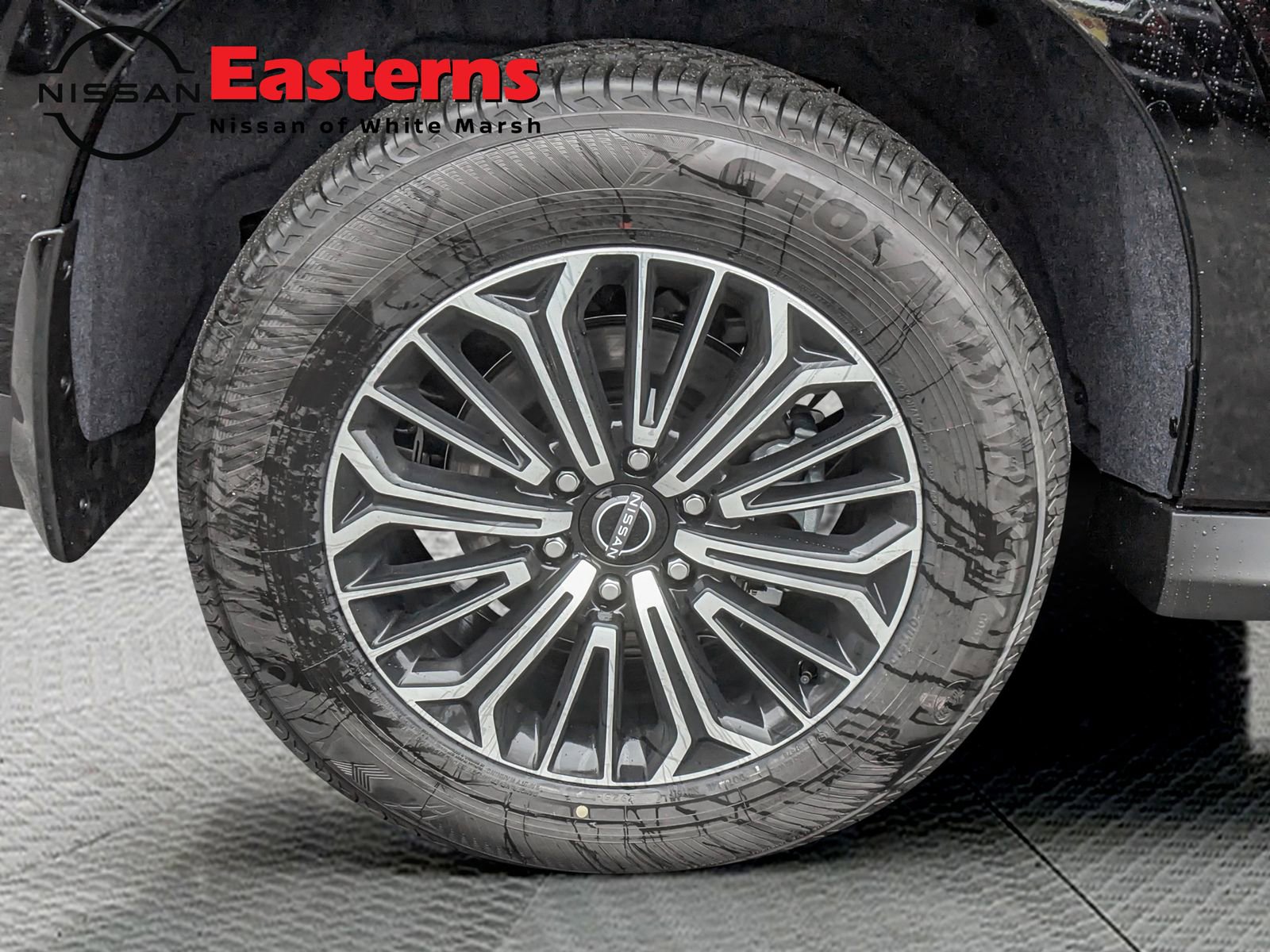 New 2026 Nissan Armada SL w/ Captain's Chari Seat Package image 25