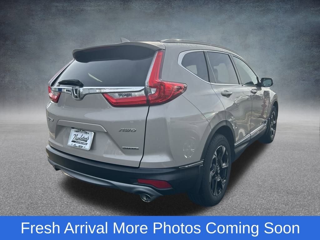 Used 2018 Honda CR-V Touring image 4