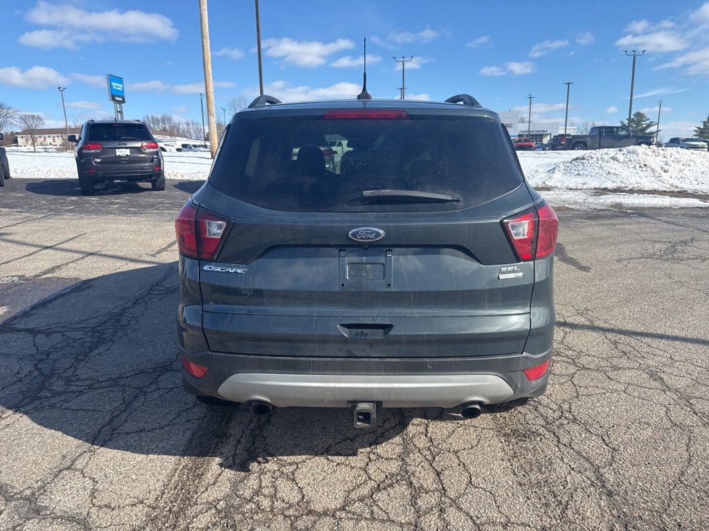 Used 2019 Ford Escape SEL image 5