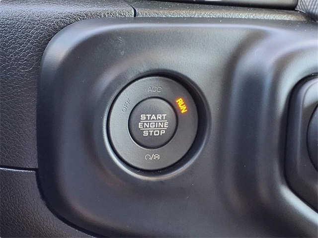 Used 2023 Jeep Wrangler Sahara w/ Cold Weather Group image 15