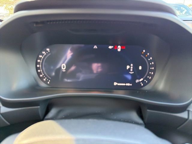 New 2026 Volvo XC40 B5 Core w/ Protection Package Premier image 20