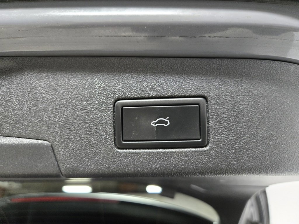 Used 2023 Volkswagen ID.4 Pro S image 41