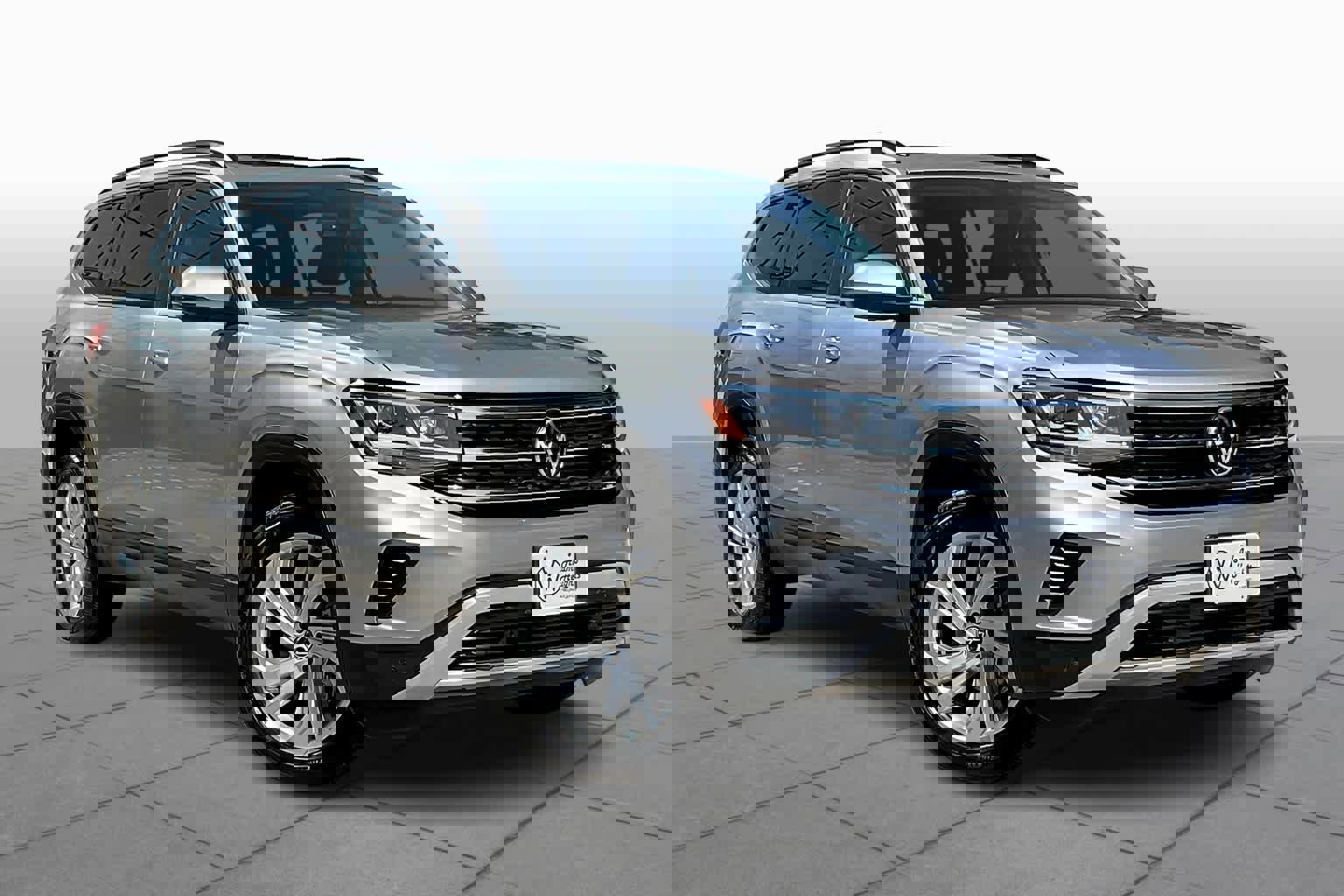 Used 2022 Volkswagen Atlas SE image 2