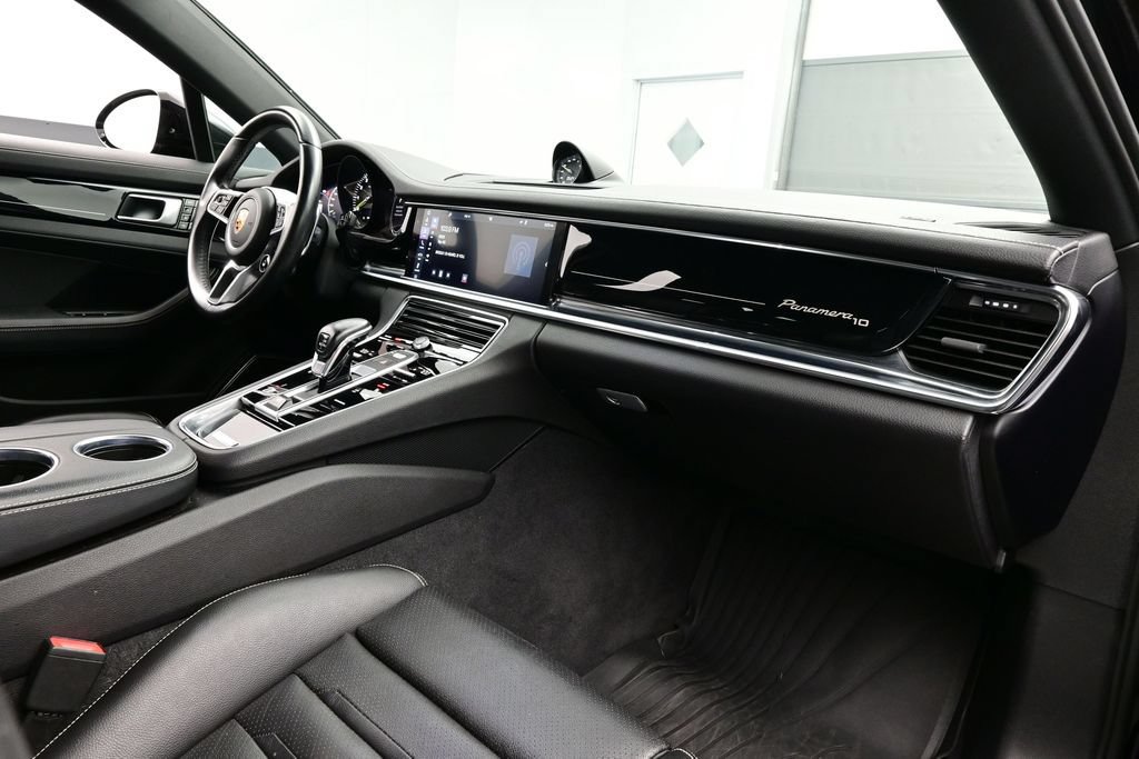 Certified 2020 Porsche Panamera 4 AWD/4WD image 19