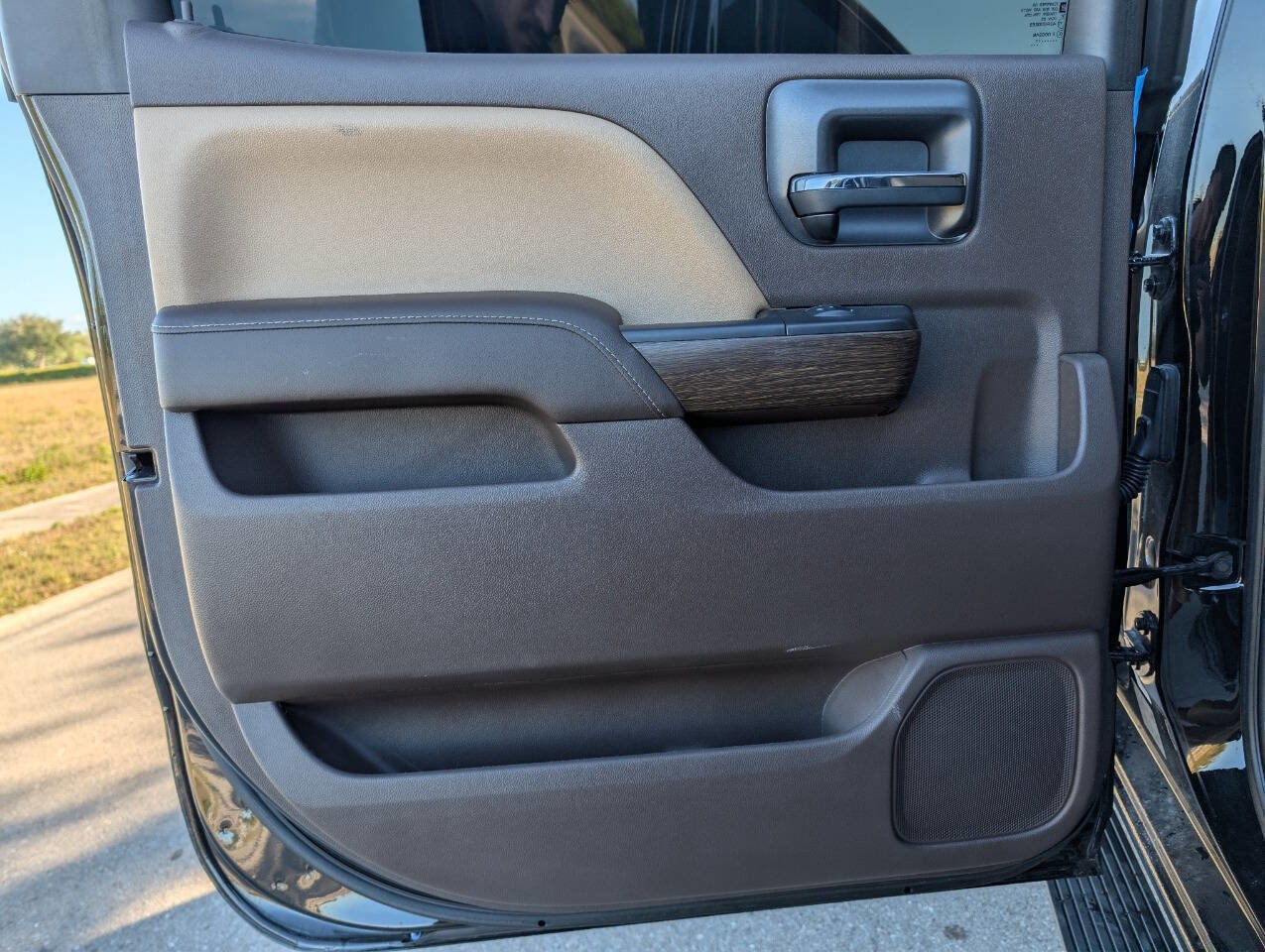 Used 2017 GMC Sierra 2500 Denali w/ Duramax Plus Package image 13