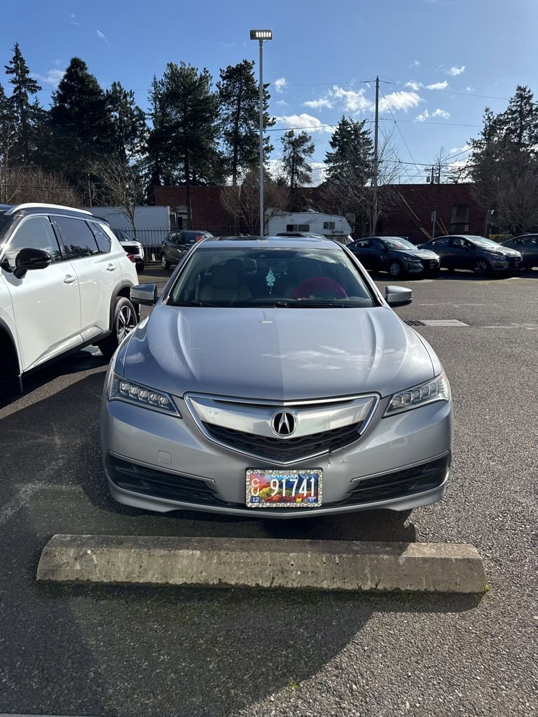 Used 2015 Acura TLX w/ Technology Package image 2