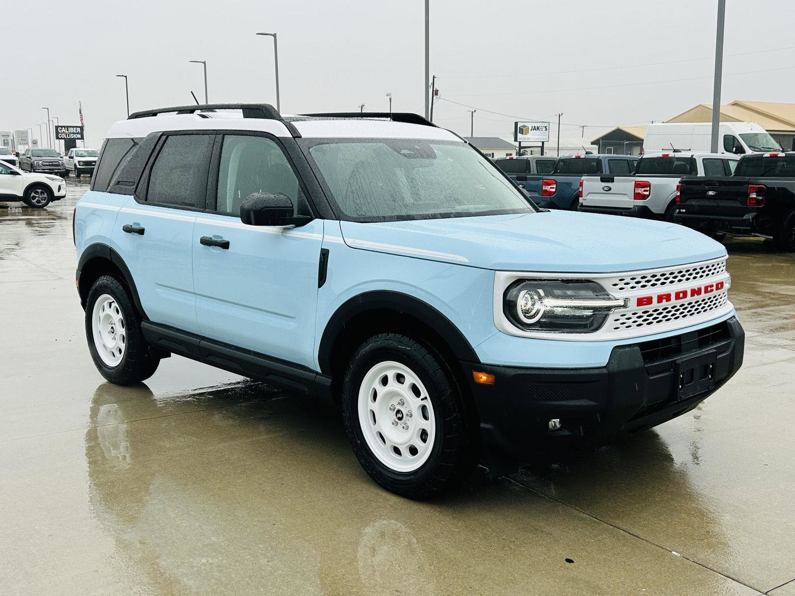 New 2026 Ford Bronco Sport Heritage w/ Convenience Package image 2
