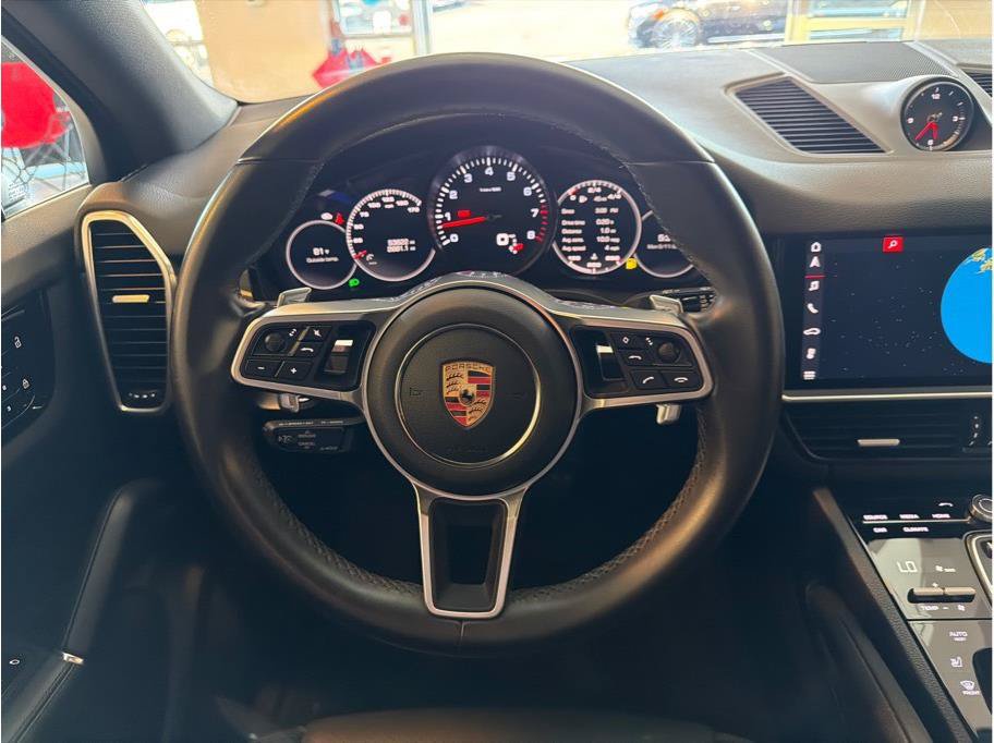 Used 2020 Porsche Cayenne AWD/4WD image 14