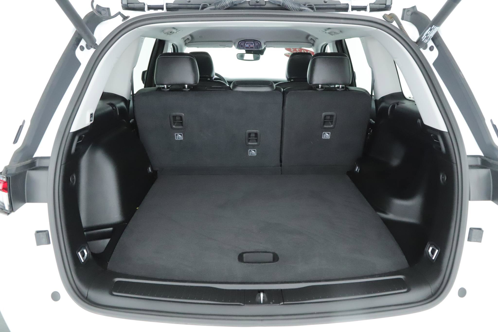 Used 2023 Jeep Grand Cherokee Limited image 15