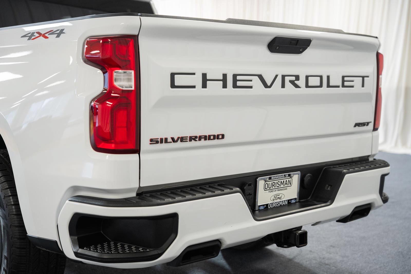 Used 2022 Chevrolet Silverado 1500 RST w/ Redline Edition AWD/4WD image 5