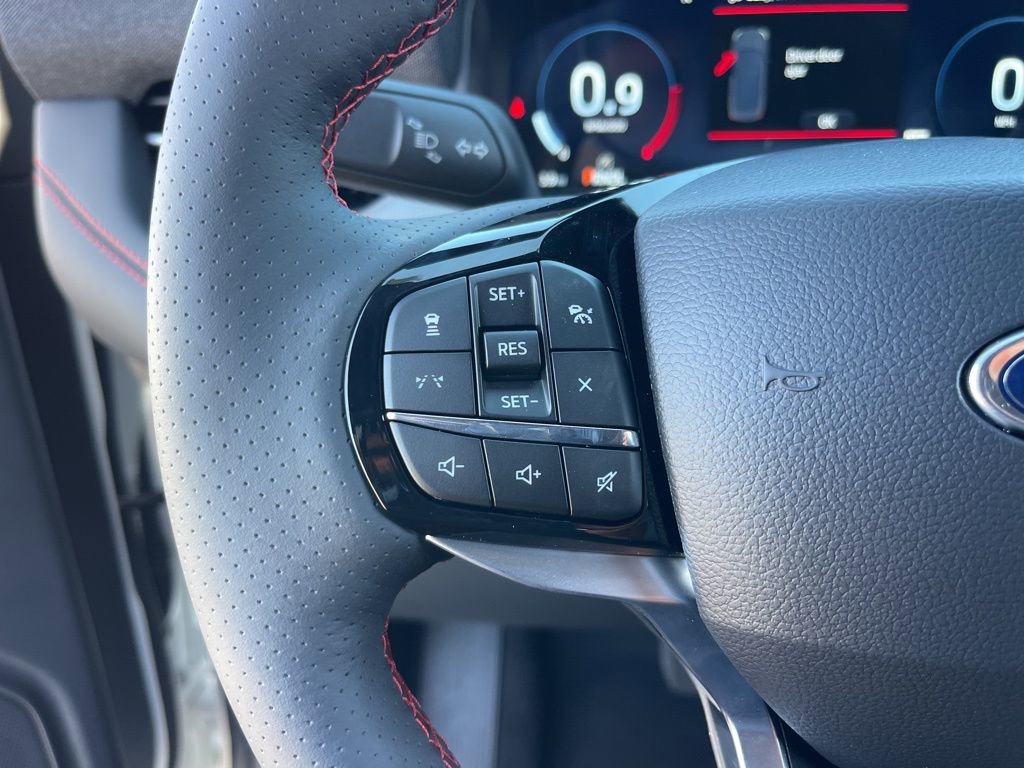 New 2026 Ford Explorer ST-Line w/ ST-Line Street Pack image 15