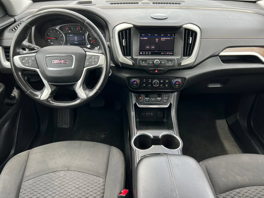 Used 2020 GMC Terrain SLE w/ Driver Convenience Package AWD/4WD image 3