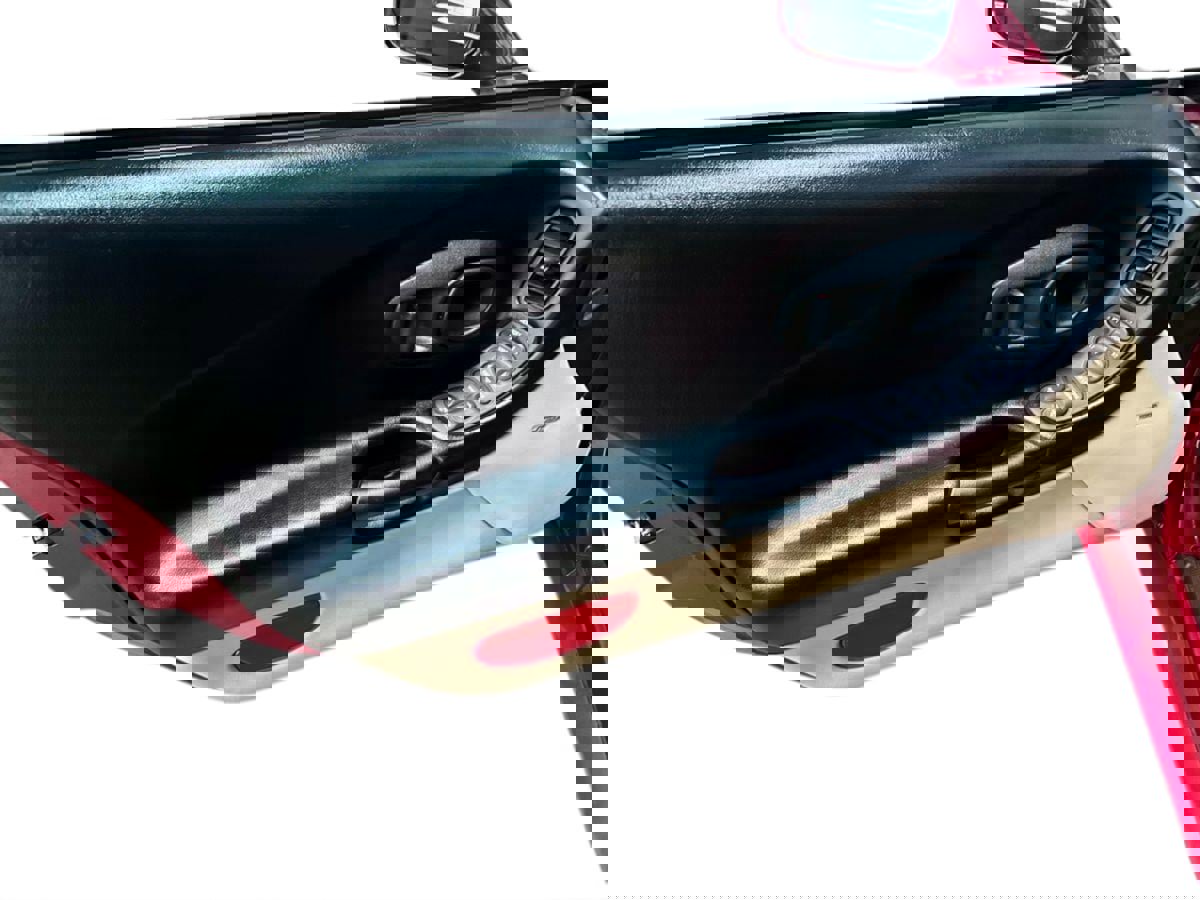 Used 2000 Chevrolet Corvette Coupe w/ Memory Pkg image 11