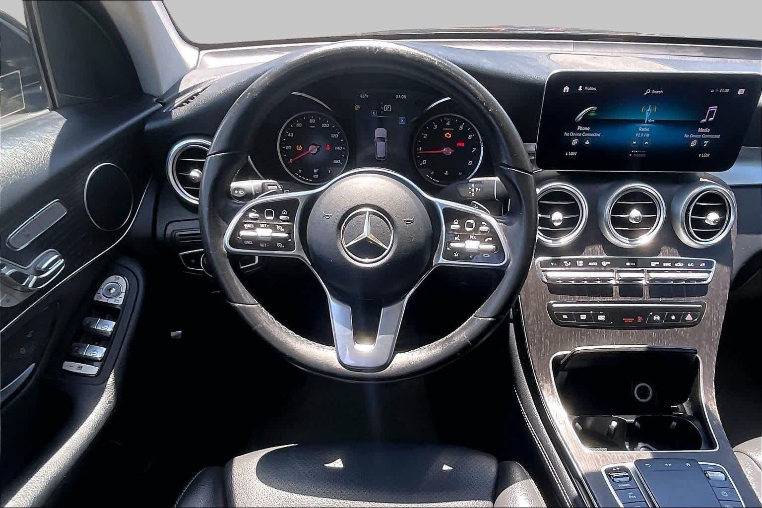 Used 2021 Mercedes-Benz GLC 300 image 6