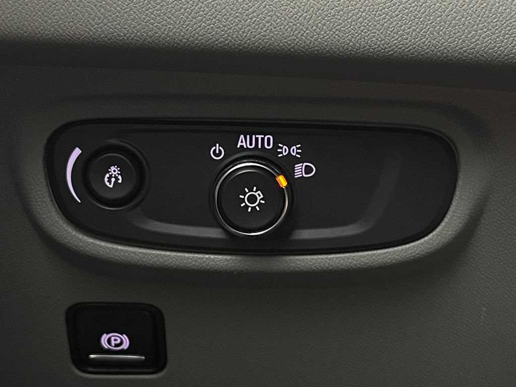 Used 2024 GMC Terrain SLE FWD image 20