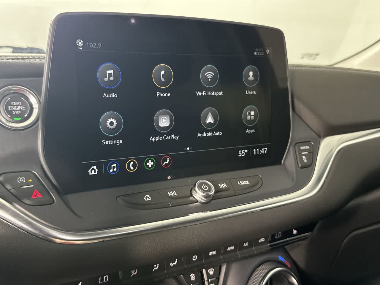 Used 2025 Chevrolet Blazer LT FWD image 7