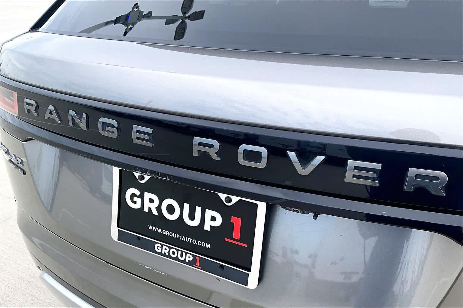 Used 2020 Land Rover Range Rover Velar R-Dynamic S AWD/4WD image 29
