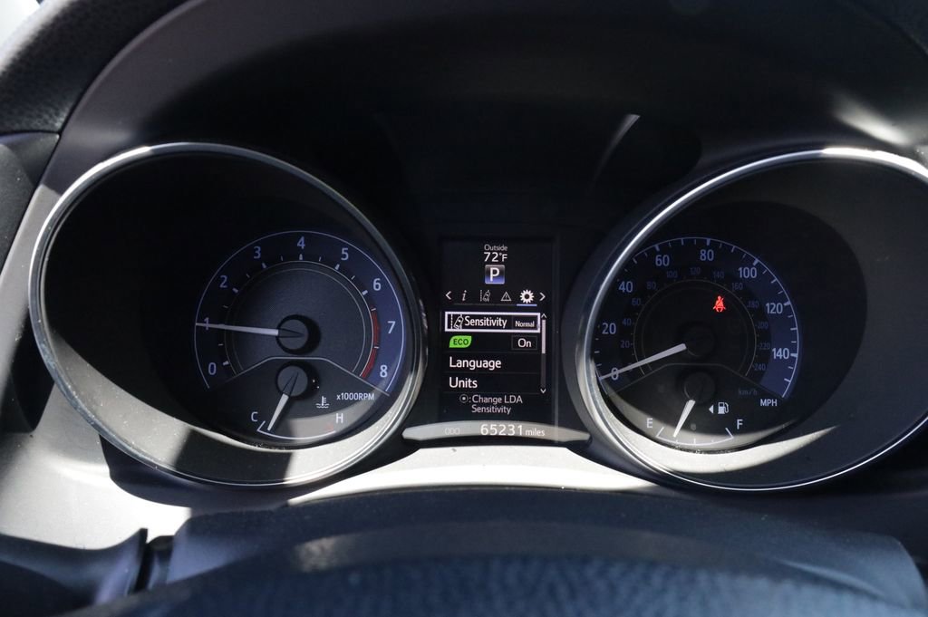 Used 2018 Toyota Corolla iM w/ Carpet Mat Package (TMS) image 16