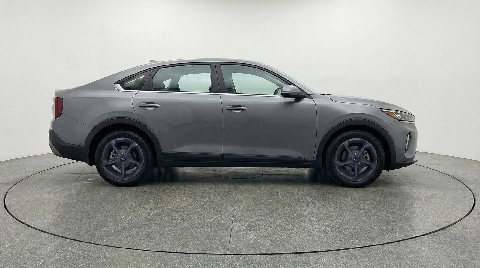 Used 2025 Kia K4 LXS image 11