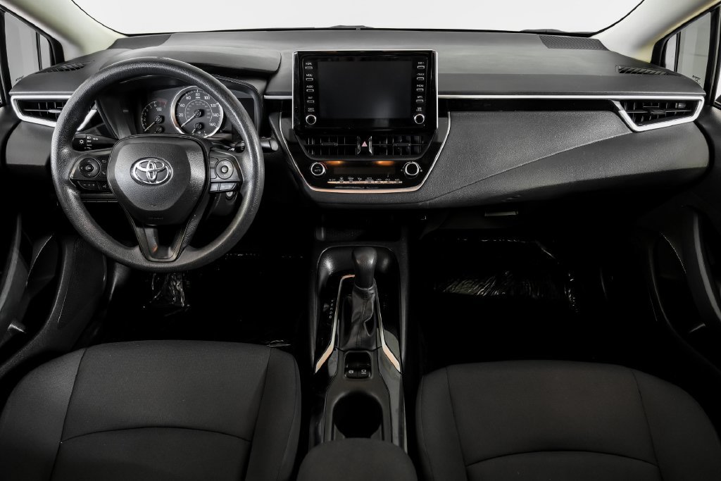 Used 2020 Toyota Corolla LE FWD image 13