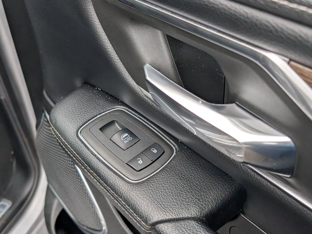 Used 2019 RAM 1500 Laramie image 48