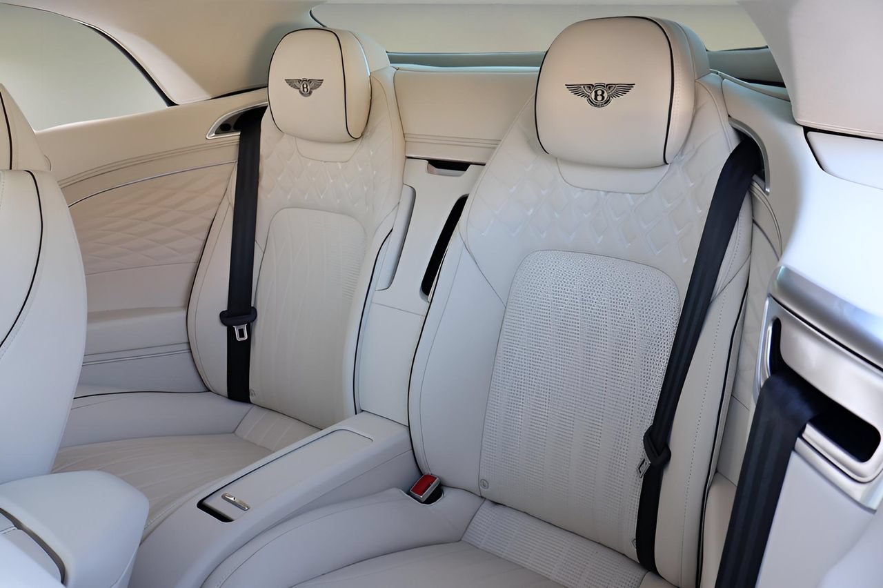 Used 2026 Bentley Continental GTC AWD/4WD image 16