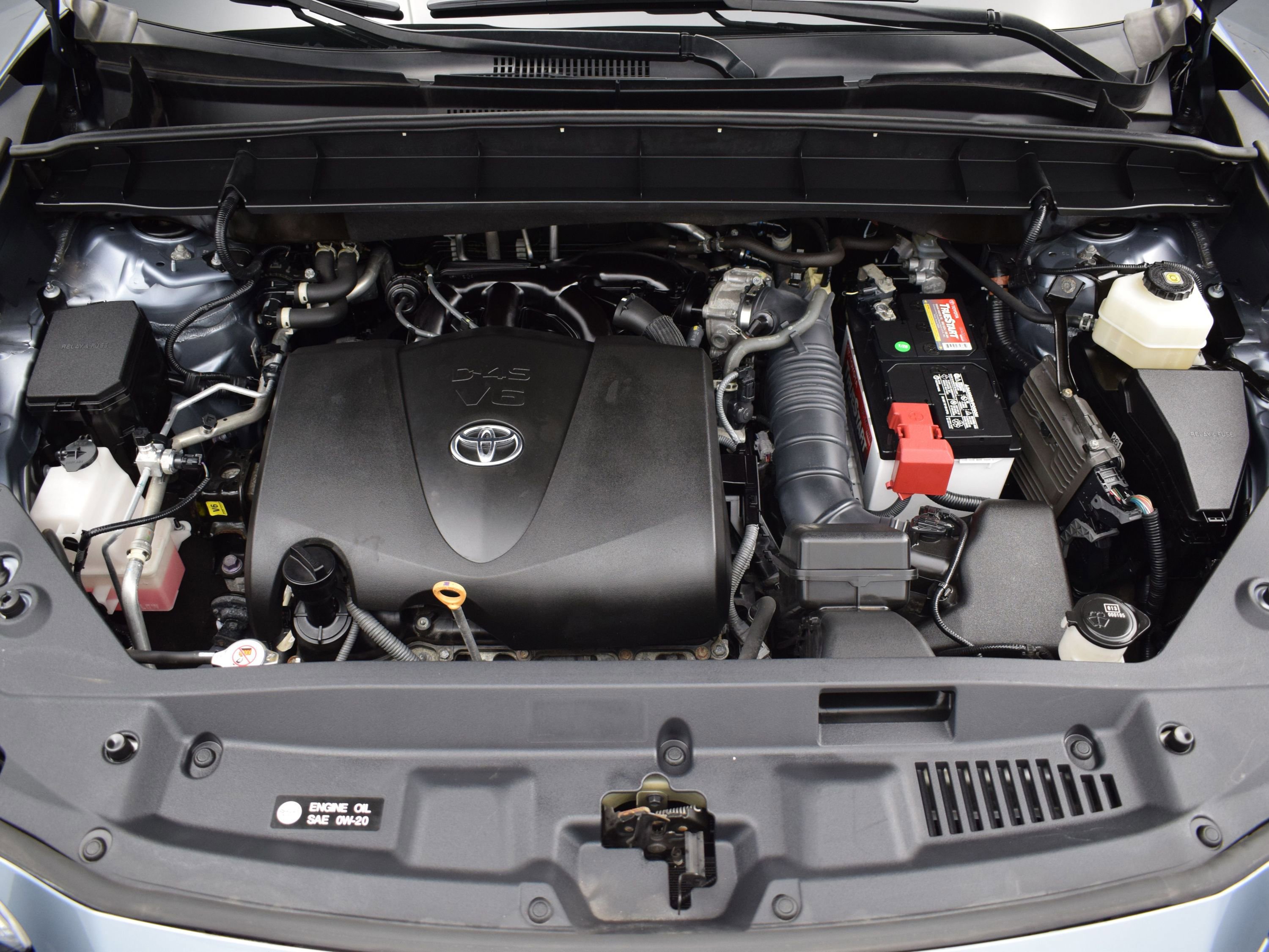 Used 2022 Toyota Highlander XLE AWD/4WD image 9