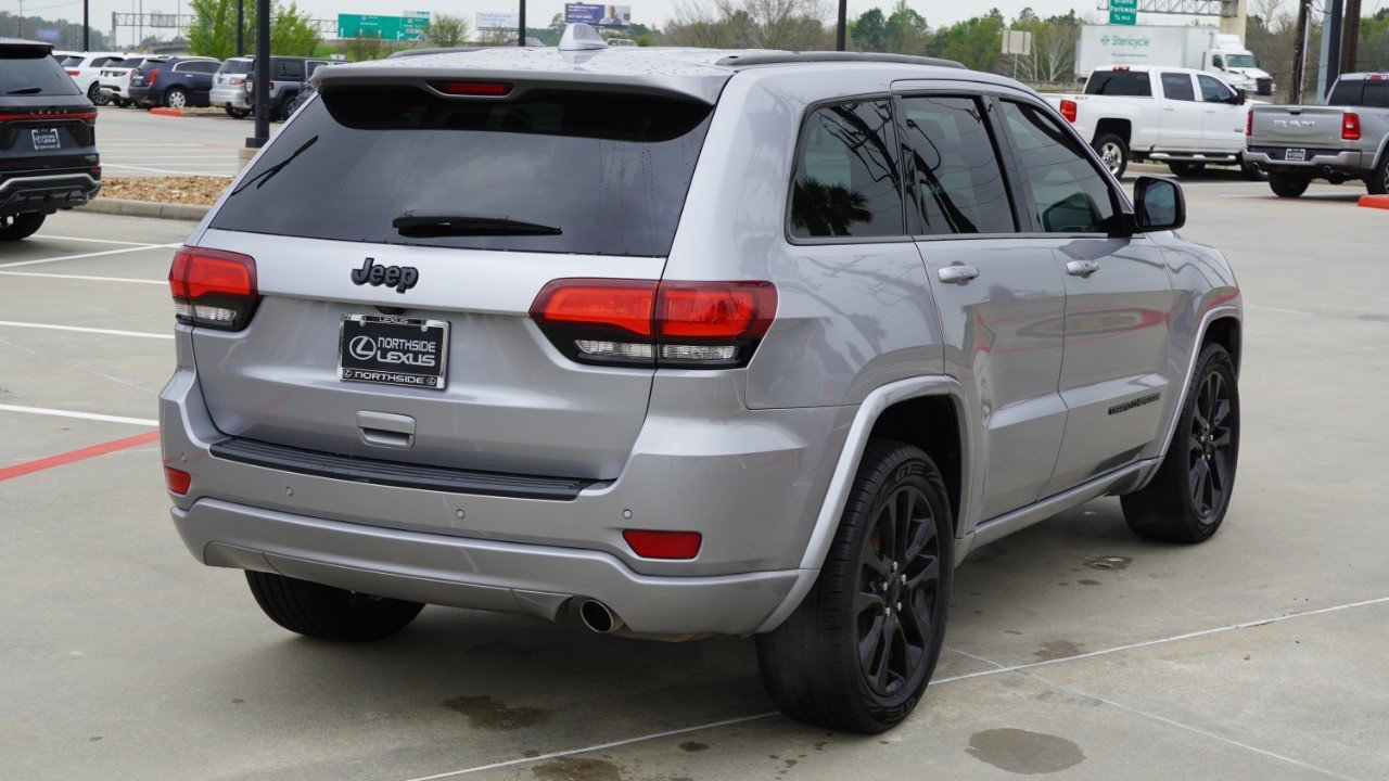 Used 2019 Jeep Grand Cherokee Altitude image 6