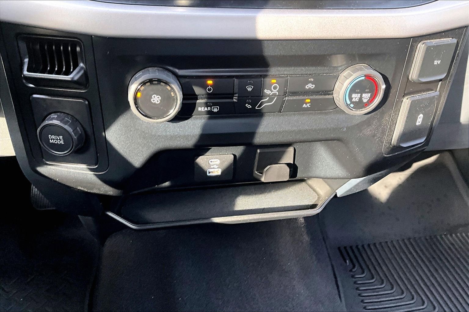 Used 2023 Ford F150 XLT image 16