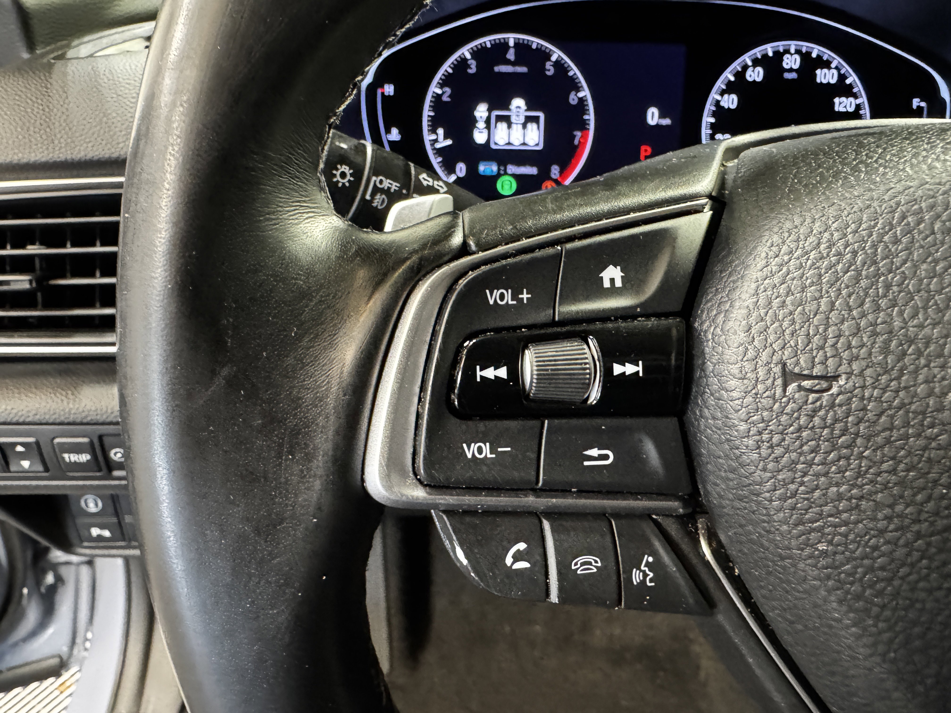 Used 2021 Honda Accord Touring image 24